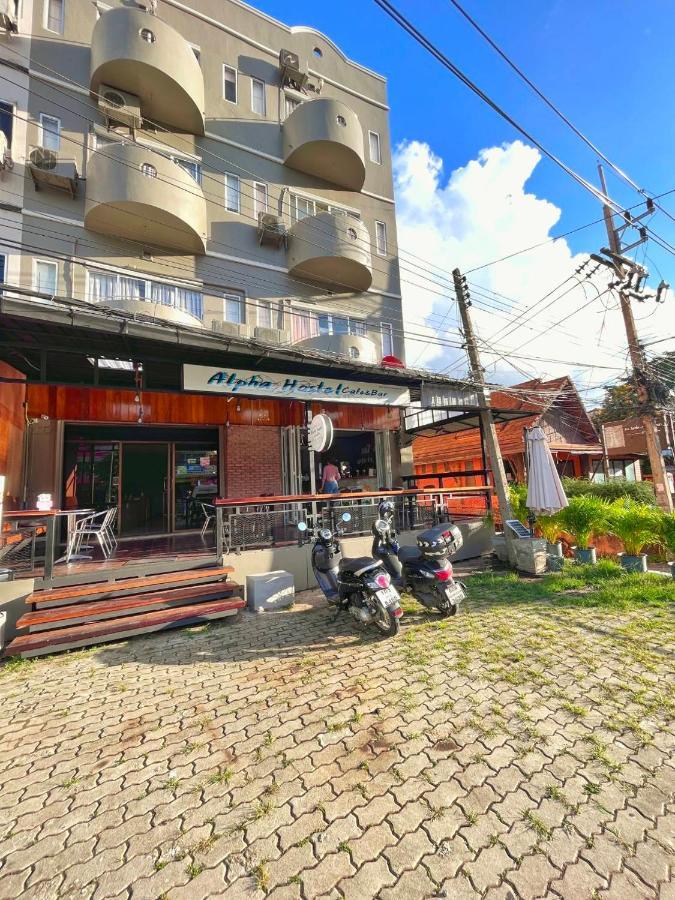 Alpha Hostel Cafe&Bar Ban Khlong Yai Ngoại thất bức ảnh